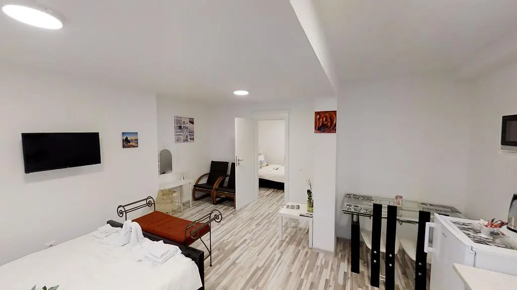 Sun Villa Residence Bucharest 0*,