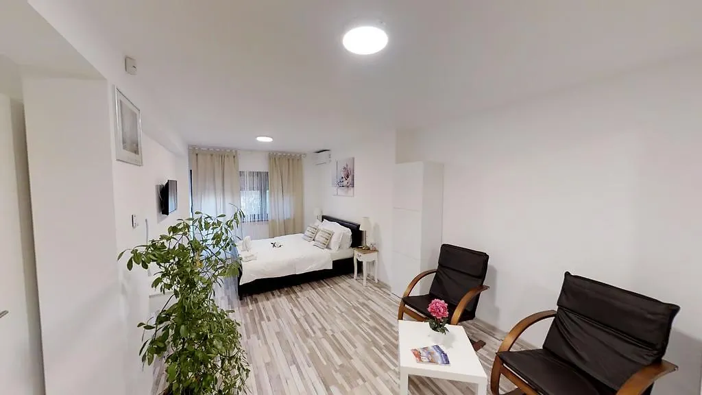 Sun Villa Residence Bucharest 0*,