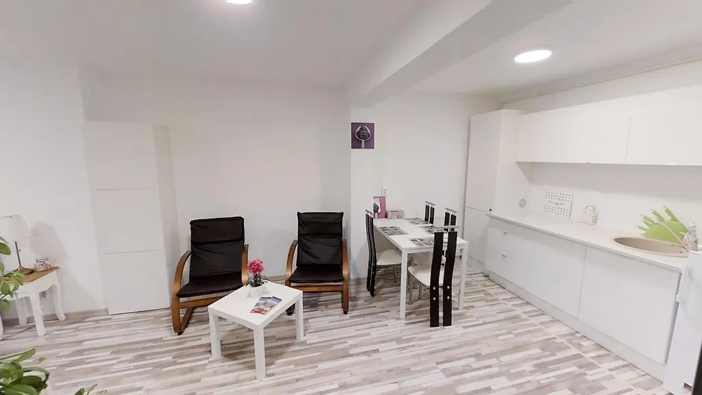 Sun Villa Residence Bucharest Apartment